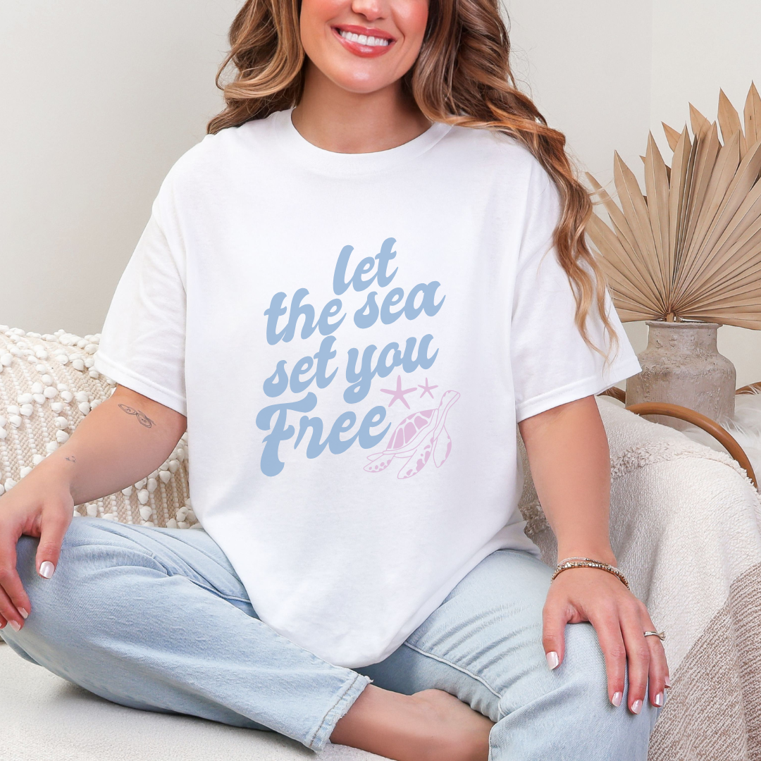 Let the sea set you free summer beach Unisex Heavy Cotton Tee