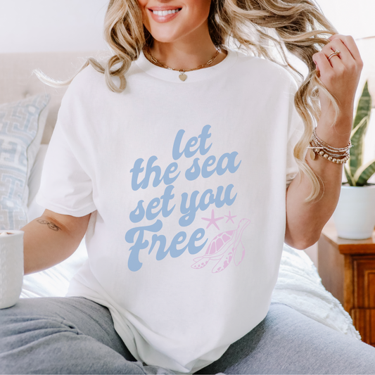 Let the sea set you free summer beach Unisex Heavy Cotton Tee