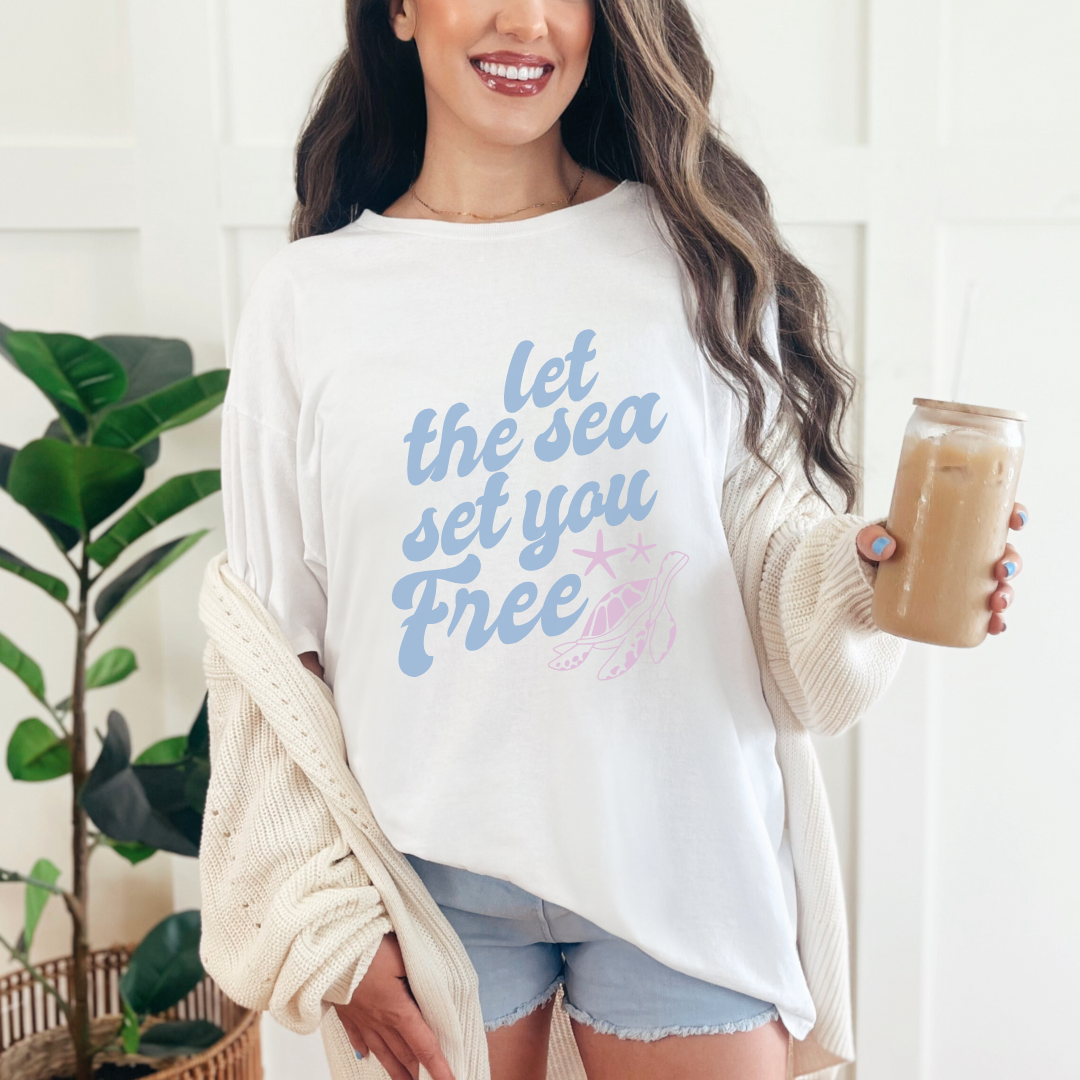 Let the sea set you free summer beach Unisex Heavy Cotton Tee
