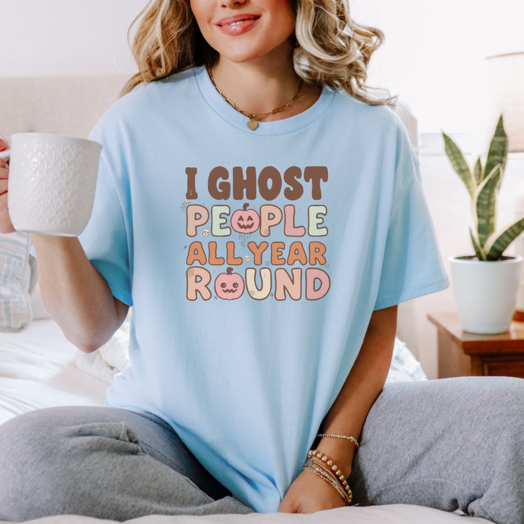 I Ghost People All Year Round T-Shirt | Funny Retro Halloween Graphic Tee
